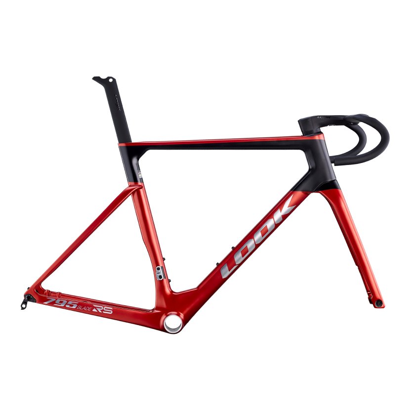 795_blade_rs_red_chrome